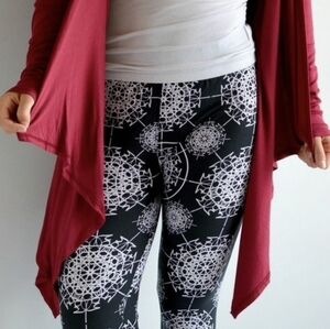 LEGGINGS DEPOT Black & White Web Halloween Full Length Leggings Size 12-20 NWT